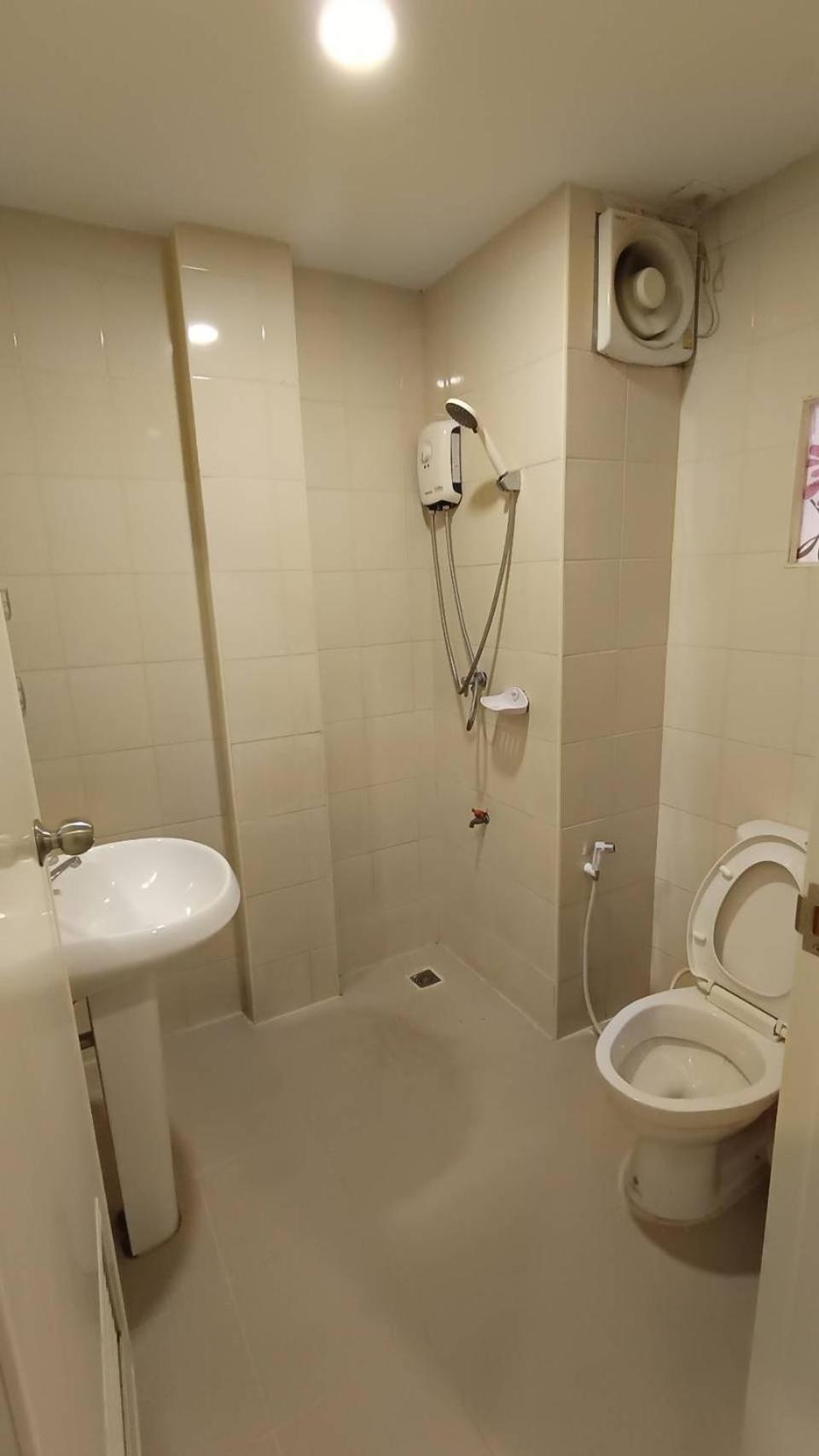 Hotel Ban Mae Boonthong Lampang Exterior foto