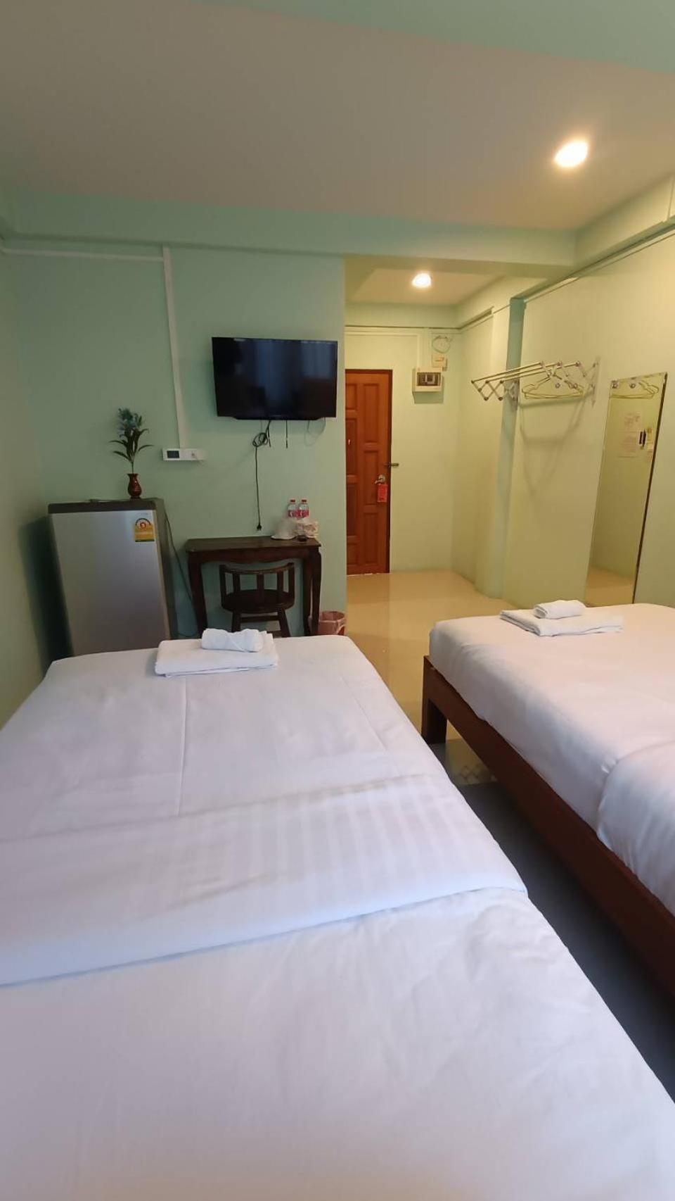 Hotel Ban Mae Boonthong Lampang Exterior foto