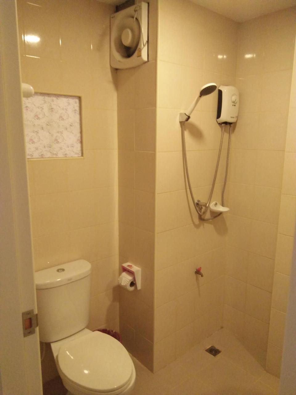 Hotel Ban Mae Boonthong Lampang Exterior foto
