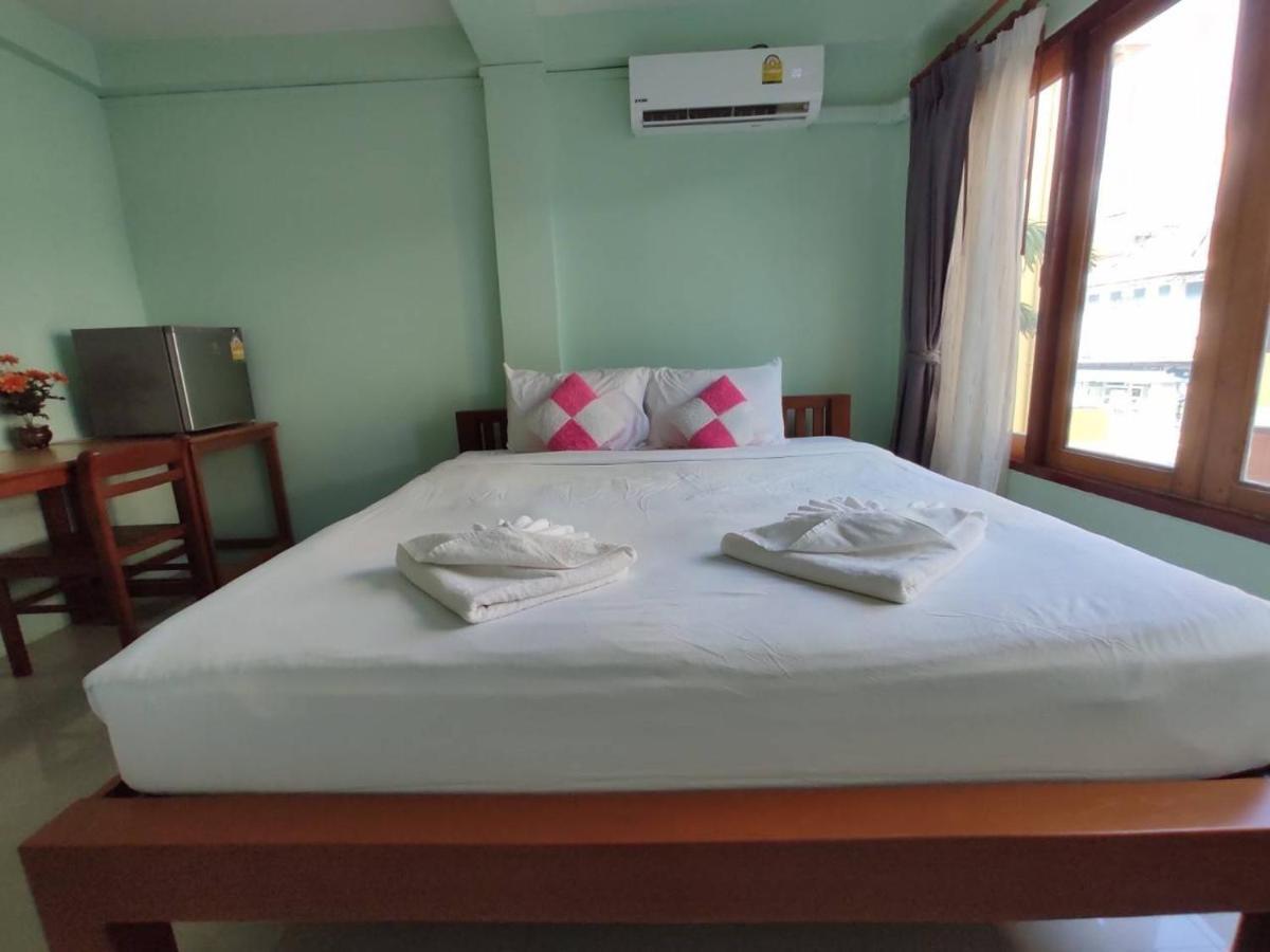 Hotel Ban Mae Boonthong Lampang Exterior foto